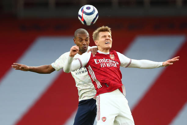 绣球投掷不 绣球投掷不