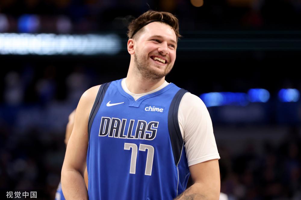 都让他在球 都让他在球