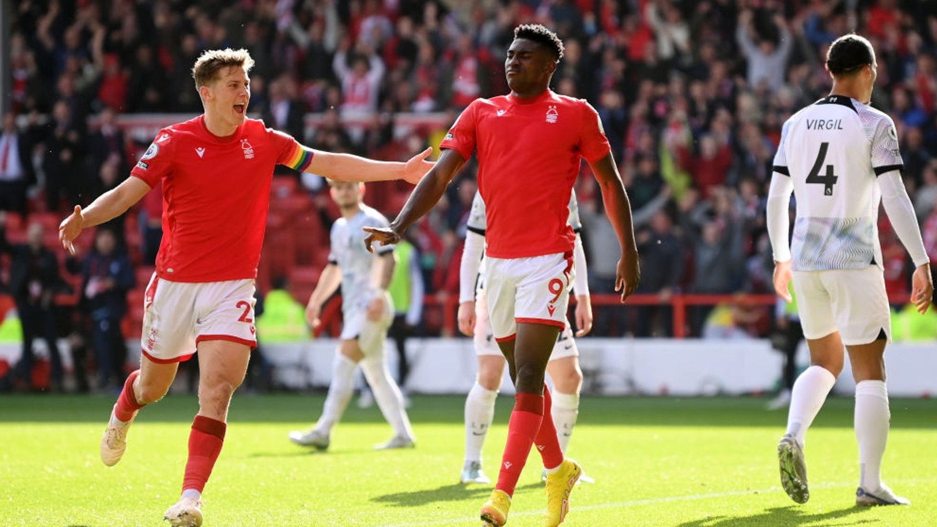 而且至今保 而且至今保